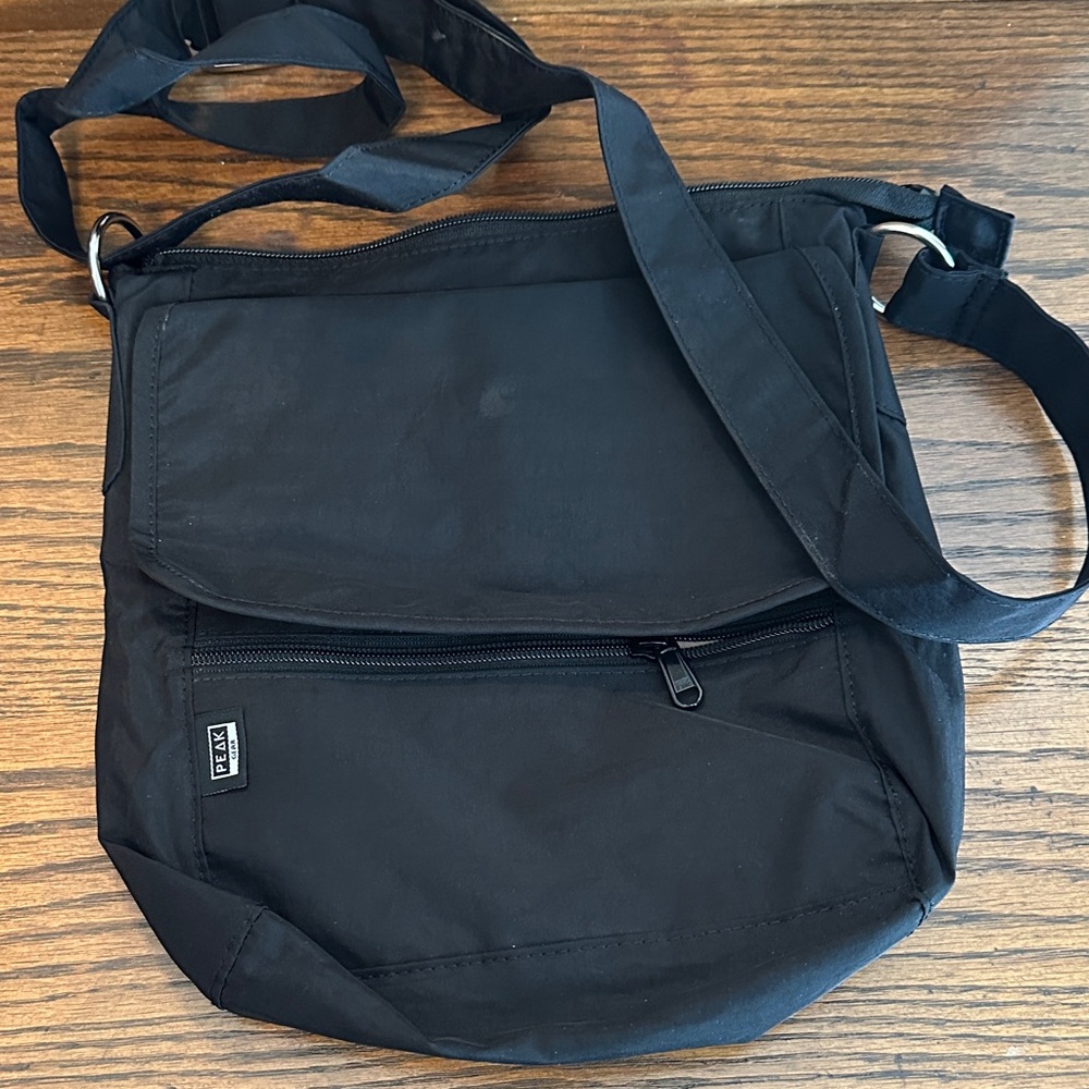 Peak Gear Black Messenger Bag